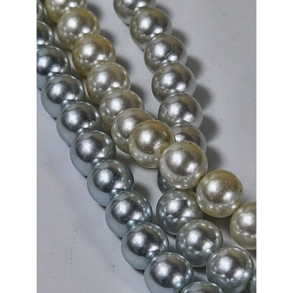 Vintage Japan Faux Pearl 3-Strand Necklace & Clip-On Earrings Set Floral Cluster - Picture 14 of 16